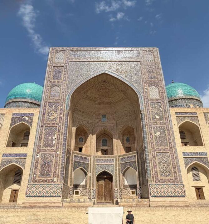 Uzbekistan. Piękno ma kolor niebieski.